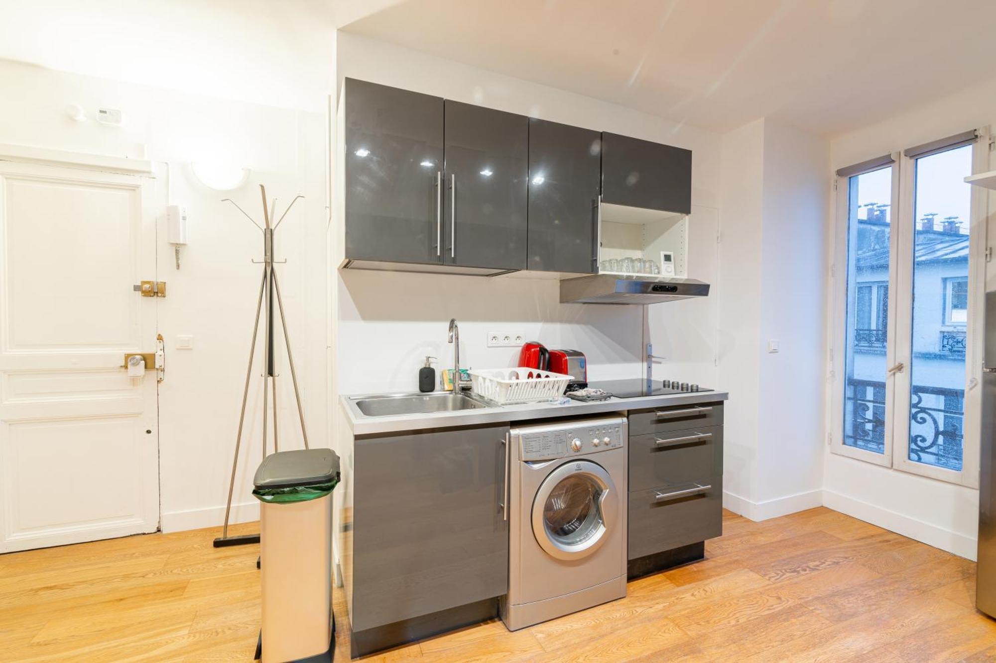 Luxurious 1 Bedroom Tour Eiffel Saint Dominique Free Netflix ปารีส ภายนอก รูปภาพ