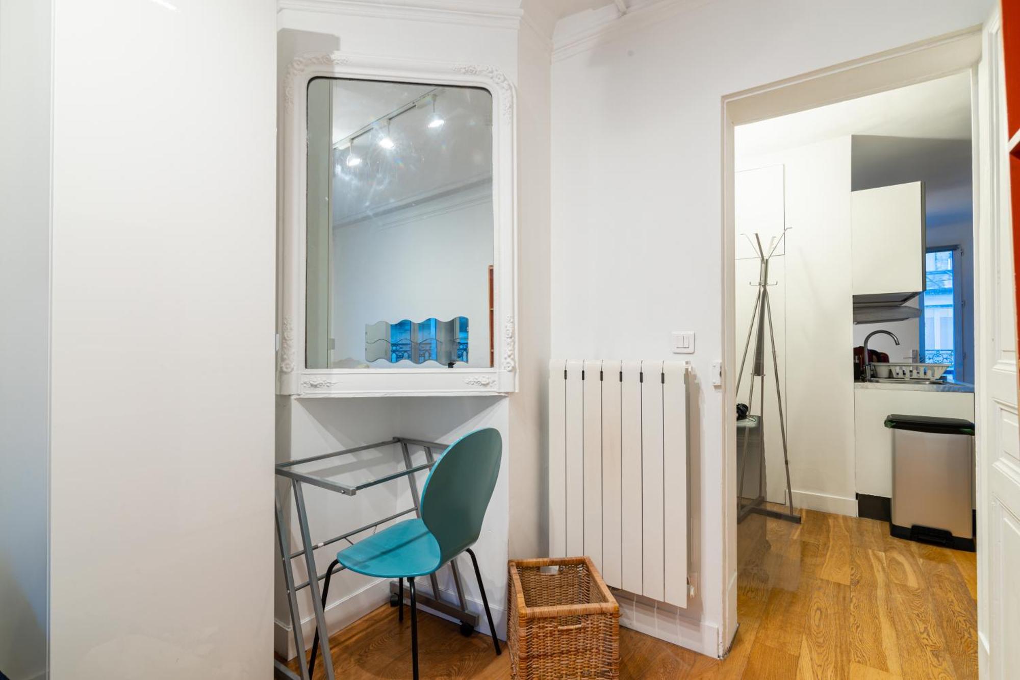 Luxurious 1 Bedroom Tour Eiffel Saint Dominique Free Netflix ปารีส ภายนอก รูปภาพ
